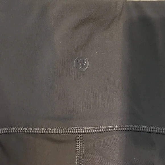 Lululemon Wunder Under Crop (Hi-Rise) Awaken Full-On Luxtreme 21 - Picture 3 of 5